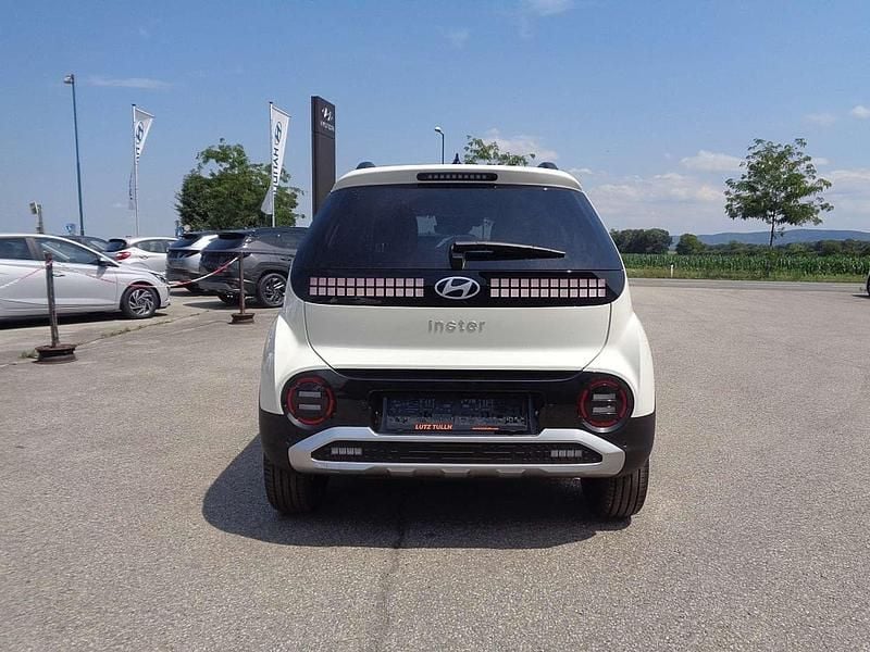 Neu Hyundai Inster Trend 85 kW (116 PS) 2025 Weiß Kleinwagen
