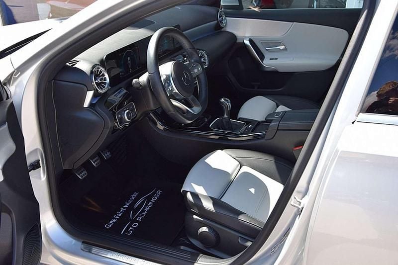 Gebraucht Mercedes A200 AMG 163 PS (119 kW) 2018 Silber iridiumsilbermetallic  metallic Limousine