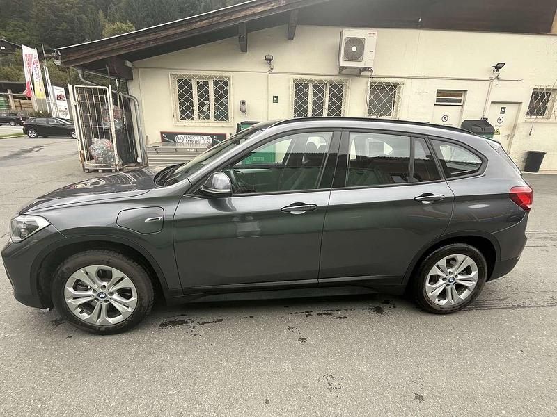 Gebraucht BMW X1 125 PS (91 kW) 2022 Grau SUV