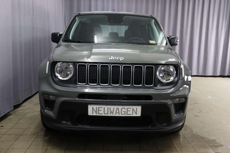 Gebraucht Jeep Renegade Longitude 131 PS (96 kW) 2022 Grau sting grey  metallic SUV