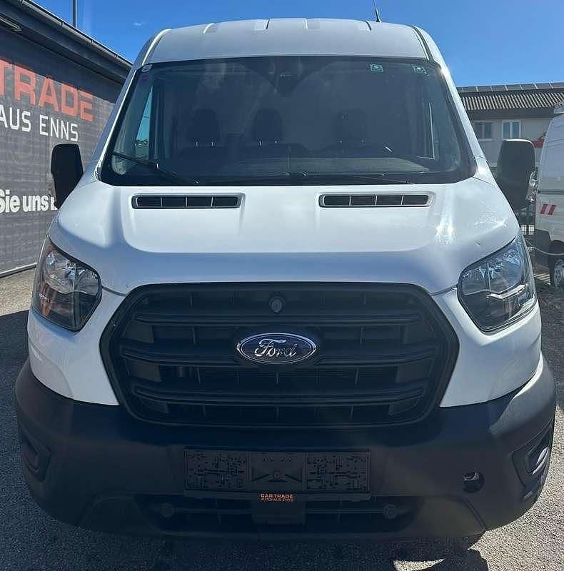 Gebraucht Ford Transit Trend 105 PS (77 kW) 2022 Weiß Van