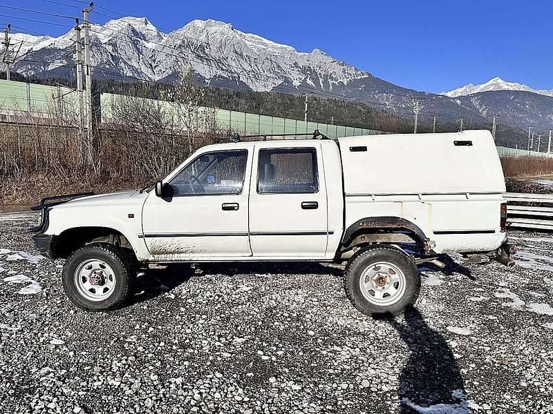 Gebraucht Toyota HiLux 77 PS (56 kW) 1991 Weiß Abholung