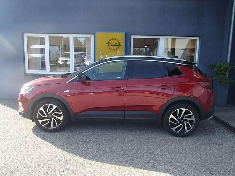 Rot Gebraucht 2018 Opel Grandland X Ultimate SUV | € 14.990 (Fairer Preis) - Bild 1/4