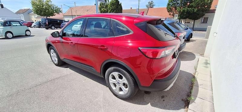 Gebraucht Ford Kuga Cool & Connect 150 PS (110 kW) 2023 Rot SUV