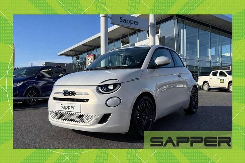 Neu Fiat 500 65 PS (47 kW) 2025 Blau Kombi