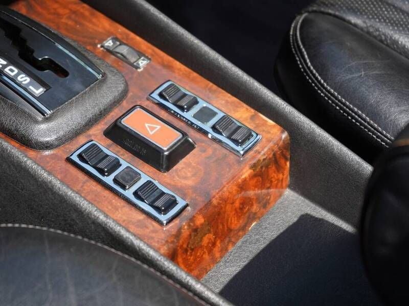 Gebraucht Mercedes 500 240 PS (176 kW) 1980 Silber Coupé