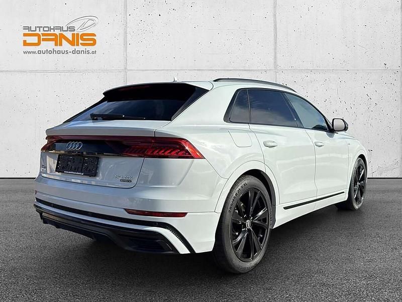 Gebraucht Audi Q8 S-line plus 286 PS (210 kW) 2019 Weiß SUV