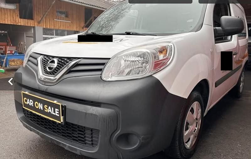 Gebraucht Nissan NV250 Comfort 95 PS (69 kW) 2020 Weiss  normal Van