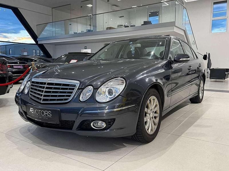 Gebraucht Mercedes E220 Elegance 170 PS (125 kW) 2008 Grau Limousine
