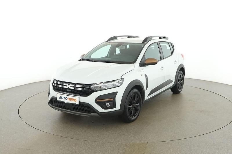 Weiß Gebraucht 2023 Dacia Sandero Extreme Limousine | € 16.990 (Fairer Preis) - Bild 1/3