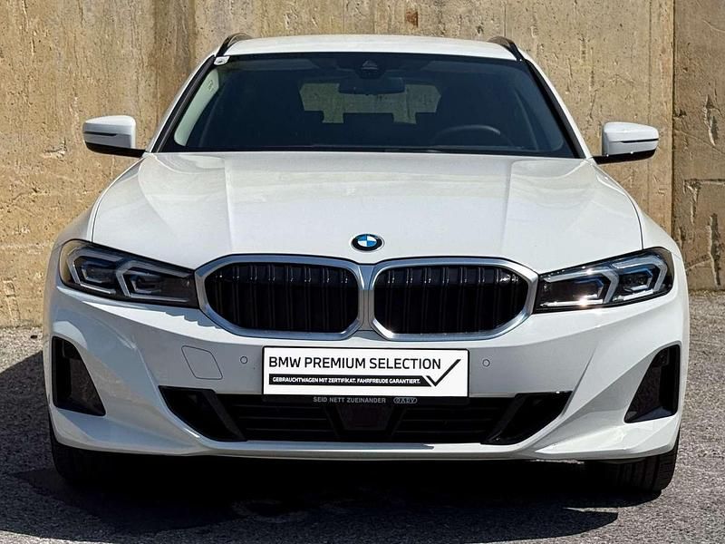 Gebraucht BMW 318 Shadowline 156 PS (114 kW) 2025 Weiß Kombi