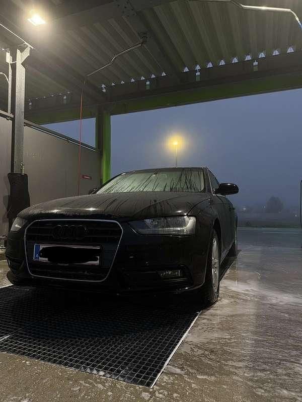 Gebraucht Audi A4 143 PS (105 kW) 2012 Schwarz Kombi