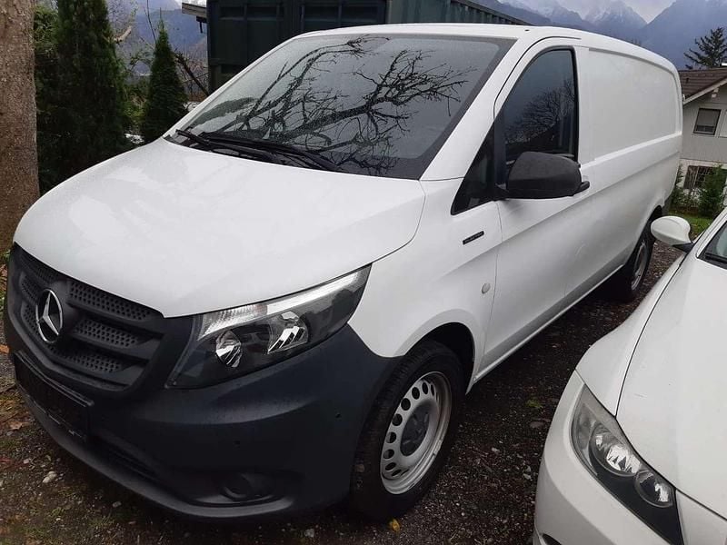Gebraucht Mercedes Vito 69 kW (95 PS) 2020 Weiß Van