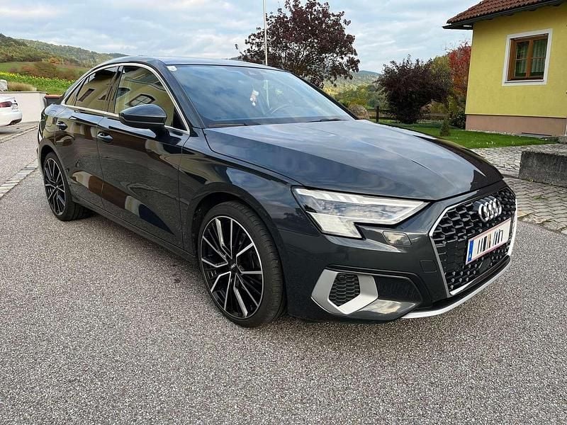 Gebraucht Audi A3 Advanced 150 PS (110 kW) 2020 Grau Limousine