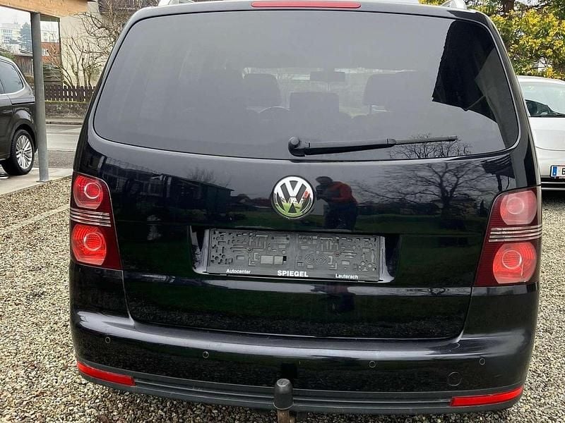 Gebraucht VW Touran Highline 140 PS (102 kW) 2008 Schwarz Van / Kleinbus