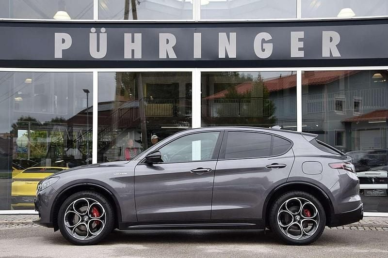 Grau Gebraucht 2023 Alfa Romeo Stelvio Ti SUV | € 42.900 (Fairer Preis) - Bild 1/4