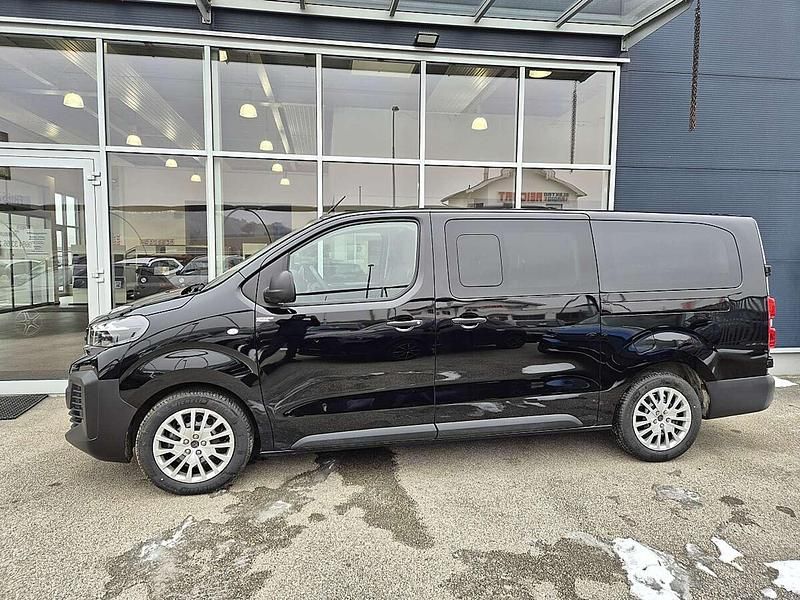 Gebraucht Peugeot Expert 180 PS (132 kW) 2024 Schwarz Van