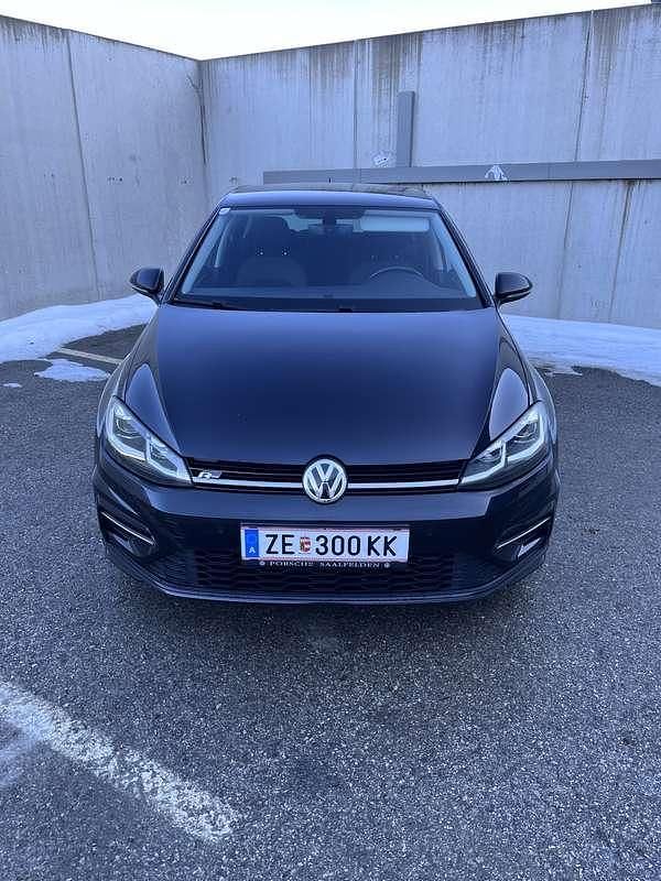 Gebraucht VW Golf VII Highline 150 PS (110 kW) 2019 Schwarz Limousine