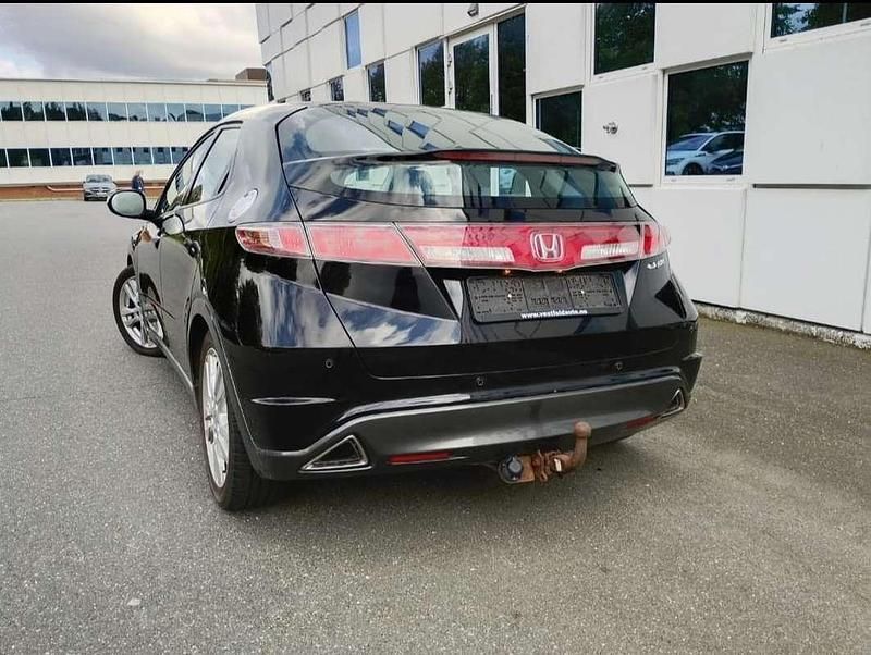 Gebraucht Honda Civic 140 PS (102 kW) 2009 Limousine