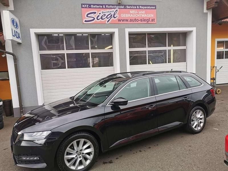 Gebraucht Skoda Superb Ambition 200 PS (147 kW) 2022 Schwarz Kombi