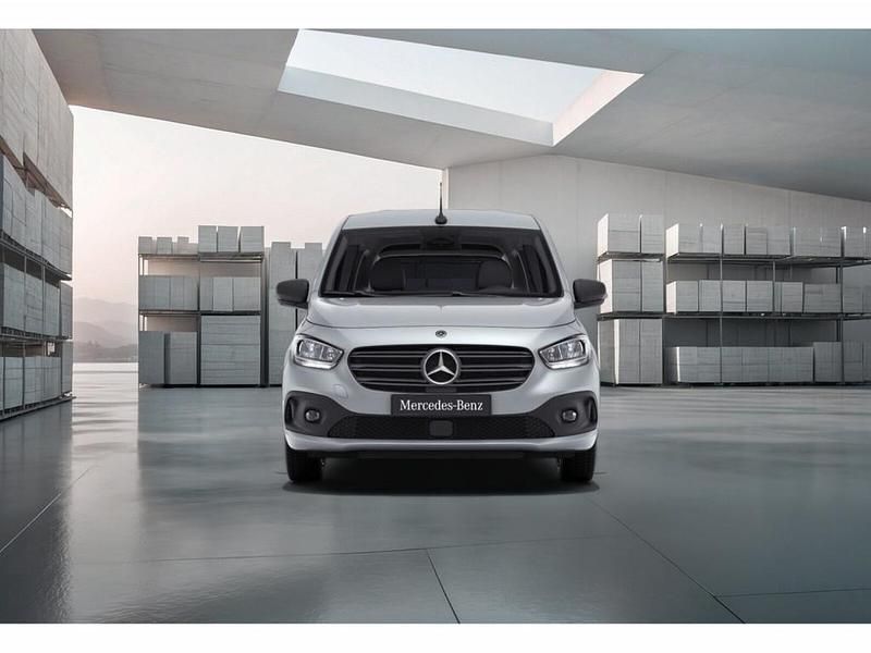 Gebraucht Mercedes Citan 110 95 PS (69 kW) 2025 Cavansitblau metalli Kombi