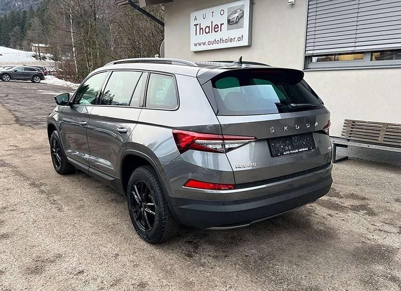 Gebraucht Skoda Kodiaq Ambition 150 PS (110 kW) 2022 Grau SUV