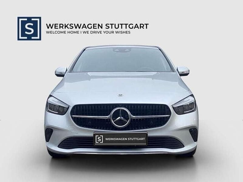 Gebraucht Mercedes B200 Progressive 150 PS (110 kW) 2023 Silber Van / Kleinbus