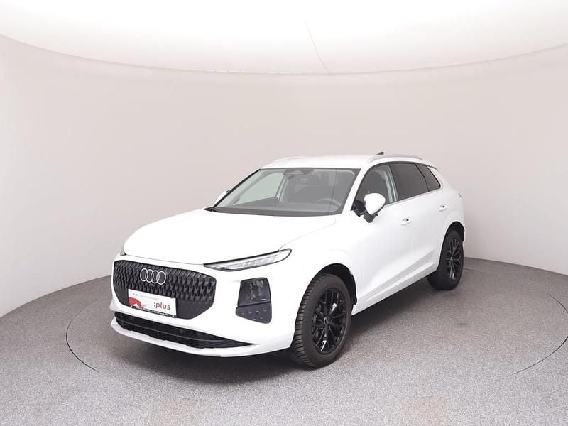 Neu Audi Q3 150 PS (110 kW) 2026 Weiss  normal SUV