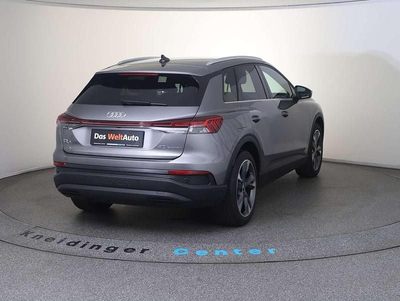 Gebraucht Audi Q4 e-tron 69 kW (95 PS) 2022 Mittelgrau  metallic SUV