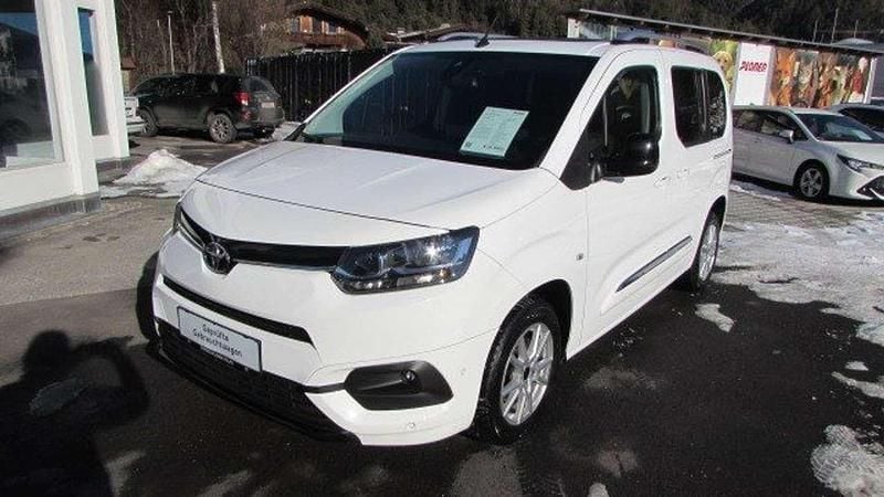Gebraucht Toyota Proace Verso City 131 PS (96 kW) 2022 Weiß Kombi