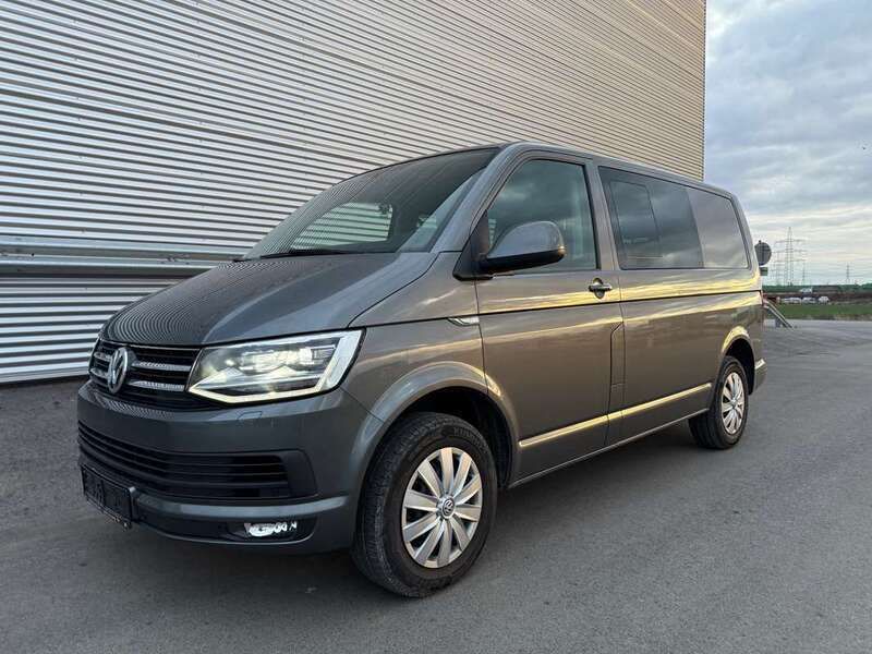 Grau Gebraucht 2017 VW T6 Van | € 31.990 (Superpreis) - Bild 1/4