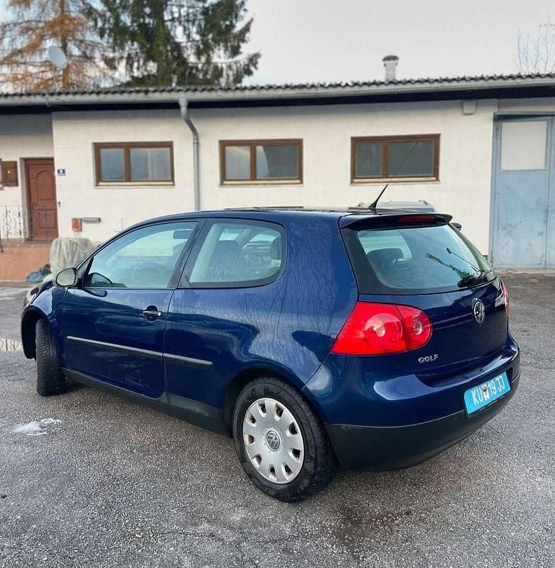 Gebraucht VW Golf V Comfortline 80 PS (58 kW) 2007 Blau Limousine