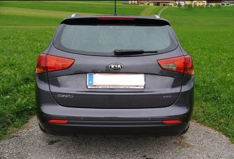 Gebraucht Kia Ceed Sportswagon Vision 90 PS (66 kW) 2013 Kombi