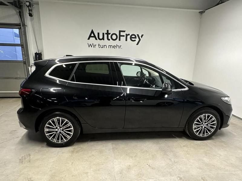 Gebraucht BMW 218 Luxury Line 150 PS (110 kW) 2025 Schwarz Van / Kleinbus