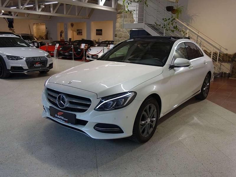 Gebraucht Mercedes C220 Avantgarde 170 PS (125 kW) 2014 Weiß Limousine