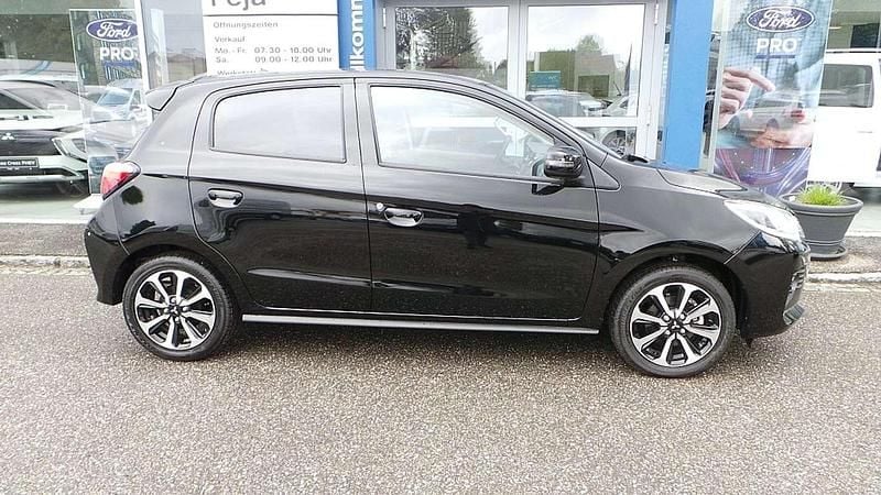 Gebraucht Mitsubishi Space Star 71 PS (52 kW) 2024 Schwarz Limousine