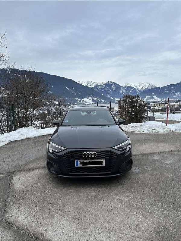 Gebraucht Audi A3 110 PS (80 kW) 2021 Grau Limousine