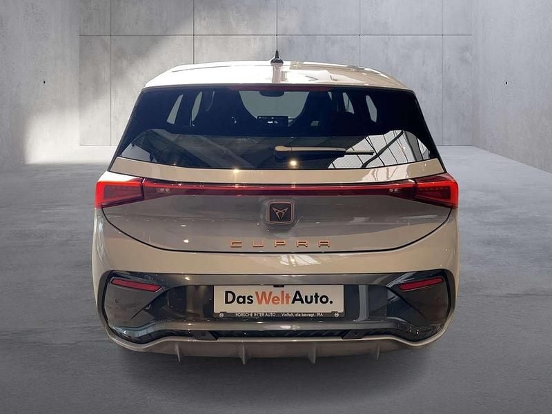 Gebraucht Cupra Born e-Boost 169 kW (231 PS) 2022 Mittelgrau  normal Kleinwagen