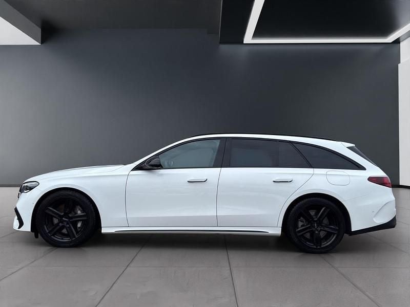 Gebraucht Mercedes E300 197 PS (144 kW) 2024 Weiß Kombi