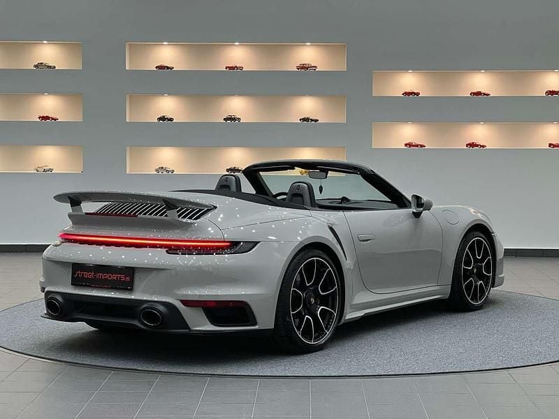 Gebraucht Porsche 992 650 PS (478 kW) 2022 Grau Cabrio