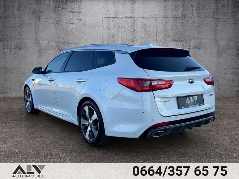 Gebraucht Kia Optima Edition 7 141 PS (103 kW) 2018 Weiß Kombi