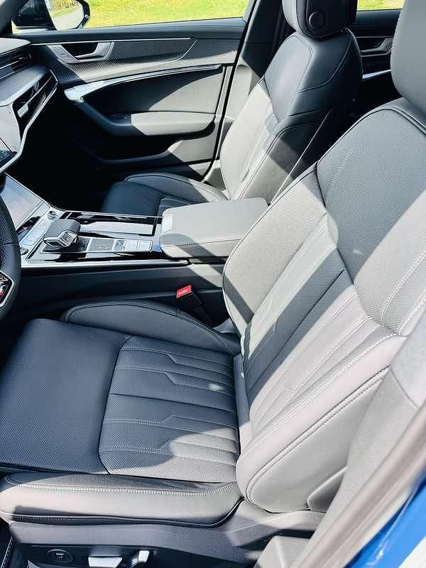 Gebraucht Audi A6 S-Line 265 PS (194 kW) 2024 Blau Kombi