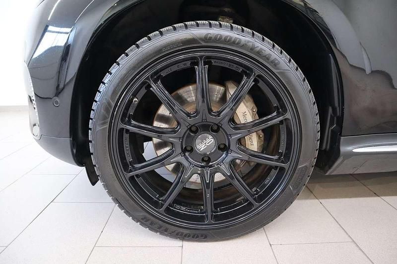 Gebraucht Mercedes EQC400 300 kW (408 PS) 2021 Schwarz SUV