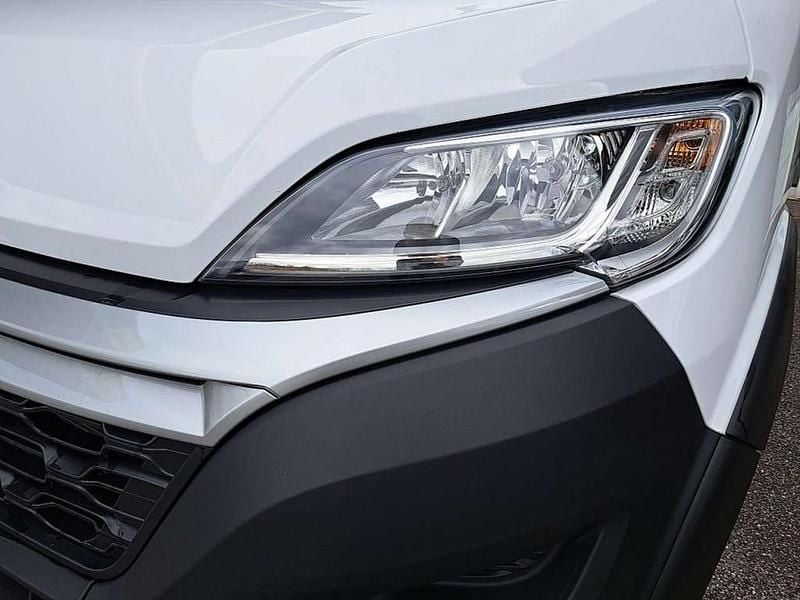 Gebraucht Citroën Jumper Comfort 165 PS (121 kW) 2022 Weiß Van / Kleinbus