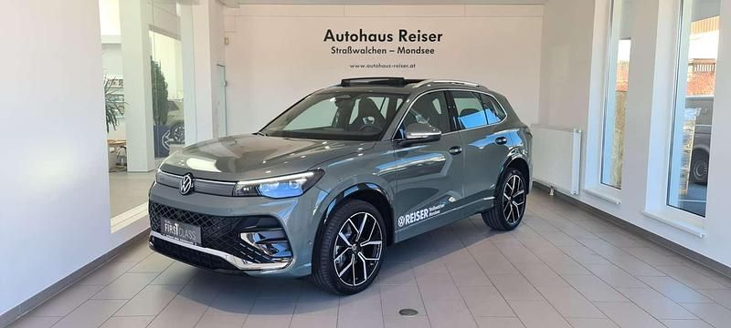 Gebraucht VW Tiguan Sport 193 PS (141 kW) 2025 Mittelgrün metallic SUV