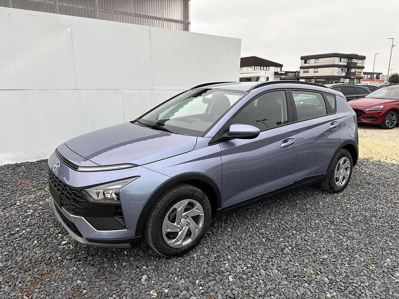 Neu Hyundai Bayon Life 99 PS (72 kW) 2025 Blau SUV