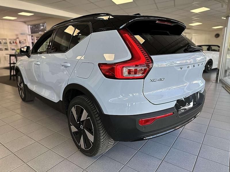 Gebraucht Volvo EX40 Ultra 185 kW (252 PS) 2024 Blau SUV