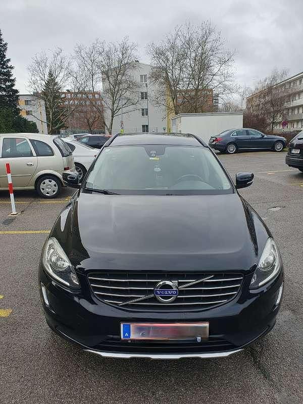 Schwarz Gebraucht 2013 Volvo XC60 SUV | € 14.000 (Fairer Preis) - Bild 1/4
