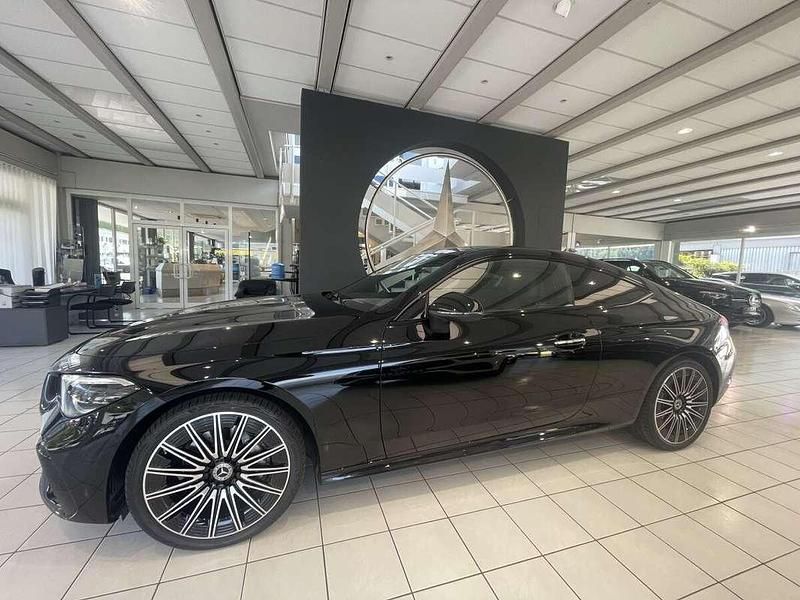 Gebraucht Mercedes CLE200 AMG line 204 PS (150 kW) 2024 Schwarz Coupé