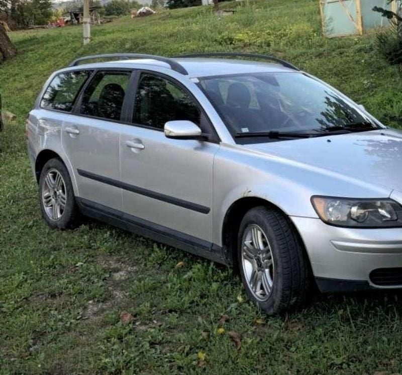 Gebraucht 2006 Volvo V50 Kinetic Kombi | € 3.700 - Bild 1/4